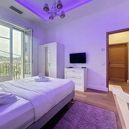 220m2 - Pool Villa, 4 Bedrooms, Hot Tub Cannes