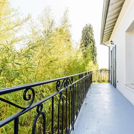 220m2 - Pool Villa, 4 Bedrooms, Hot Tub Cannes